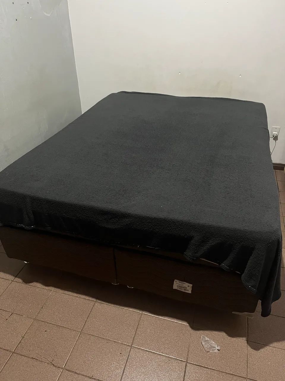 Cama queen 64375104325762121