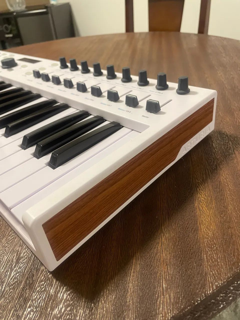 Controlador/Teclado MIDI - Arturia  - Foto 4