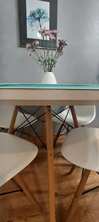 Conjunto Mesa e Cadeiras Eames - Foto 5
