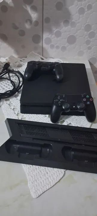 Ps4 slim semi novo+base de carregamento  - Foto 6