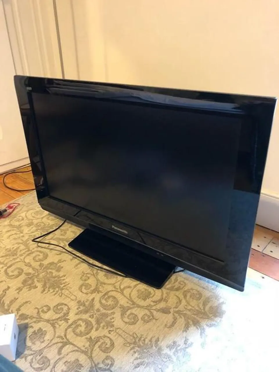 TV 380 REAIS