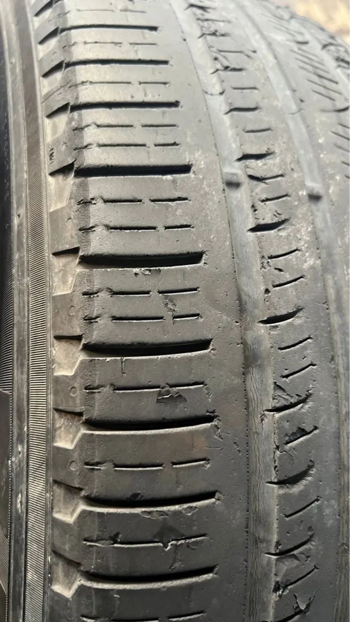 Pneu 265/60 R18 400 reais CADA PAR - Foto 3