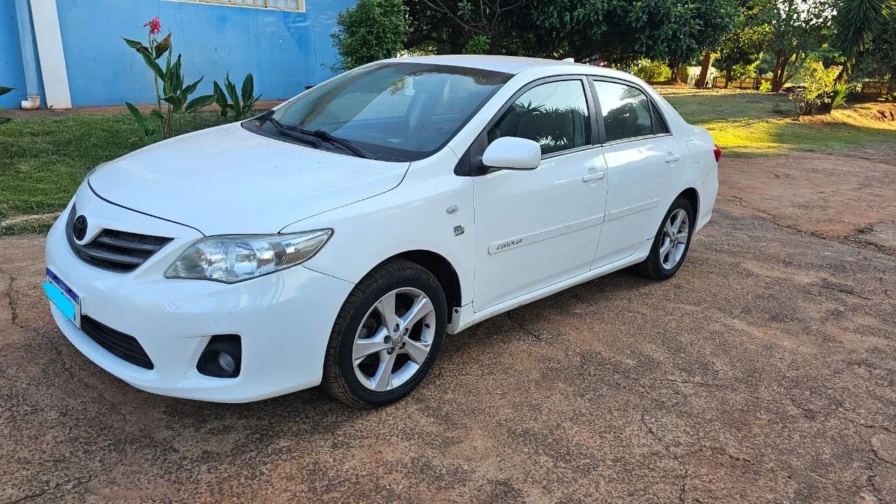 Toyota Corolla GLi 1.8 Flex Automático 2012 - Excelente estado! - Foto 3