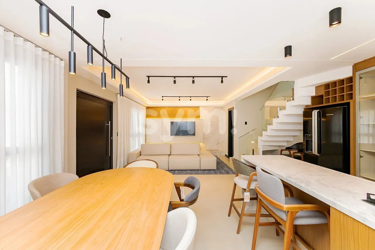 Casa em Condomínio Santa Felicidade