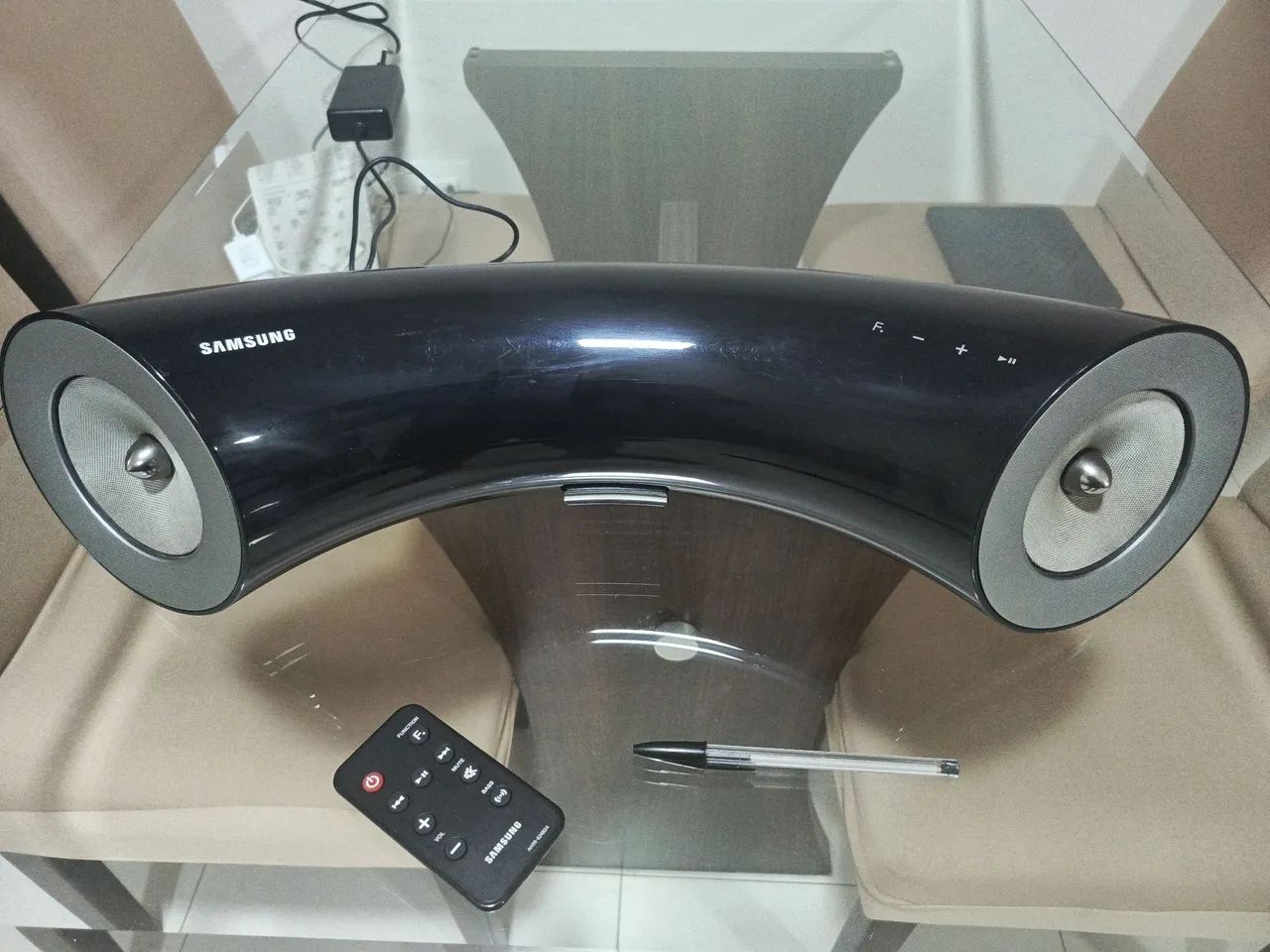 Caixa Som Soundbar Samsung Da-E651 Bluetooth Dockstation 