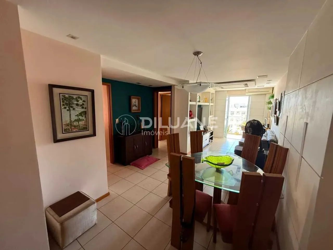 Apartamento : / Residencial / Catete