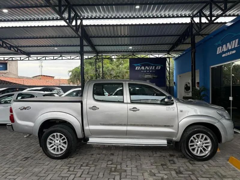TOYOTA HILUX CD4X4 SRV 2012 - Foto 5