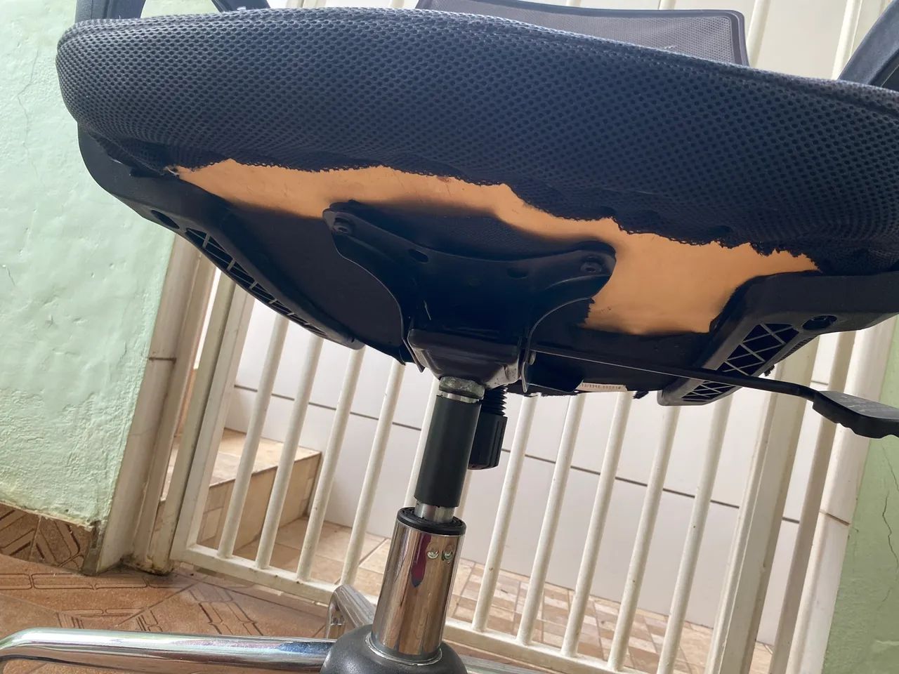 Cadeira escritório  - Foto 6