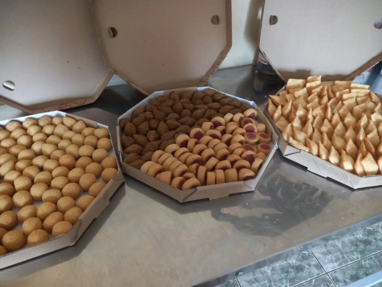 Docinhos e salgadinhos para festa  - Foto 3