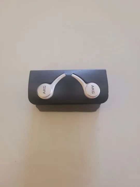 Fone AKG Tipo C original do Note 20 Ultra