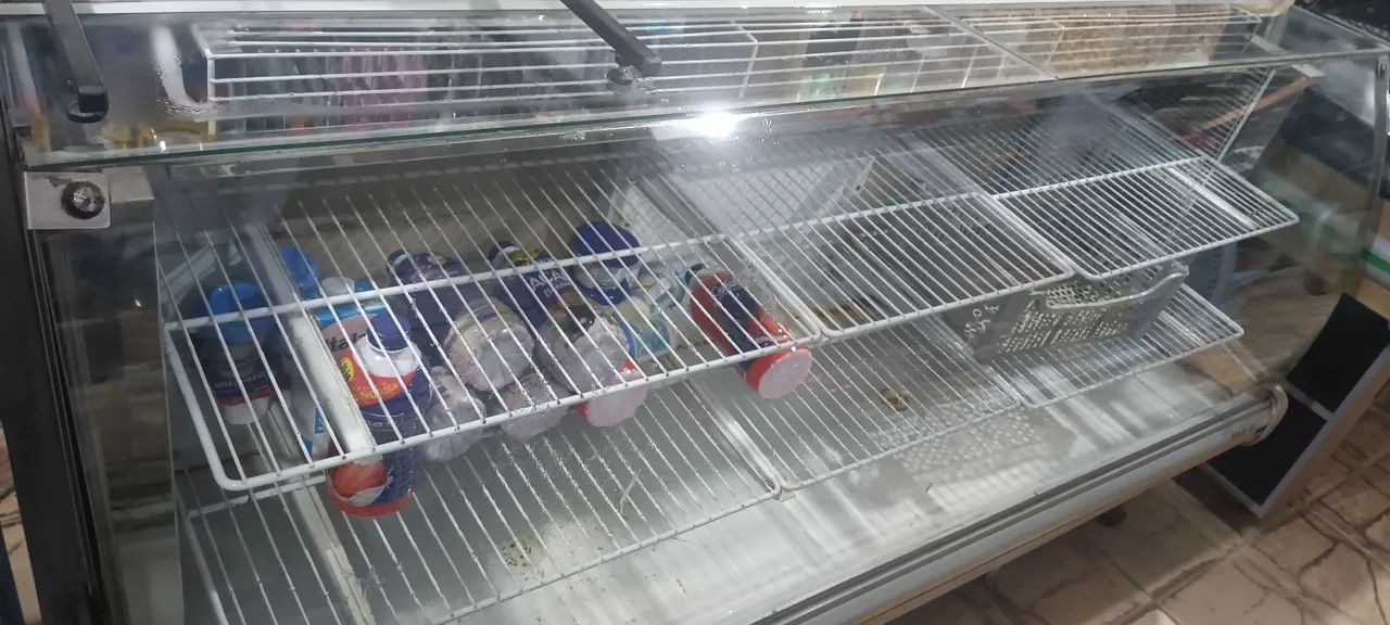 Balcão Refrigerado 220v -  Expositor 2,00m  - Foto 4