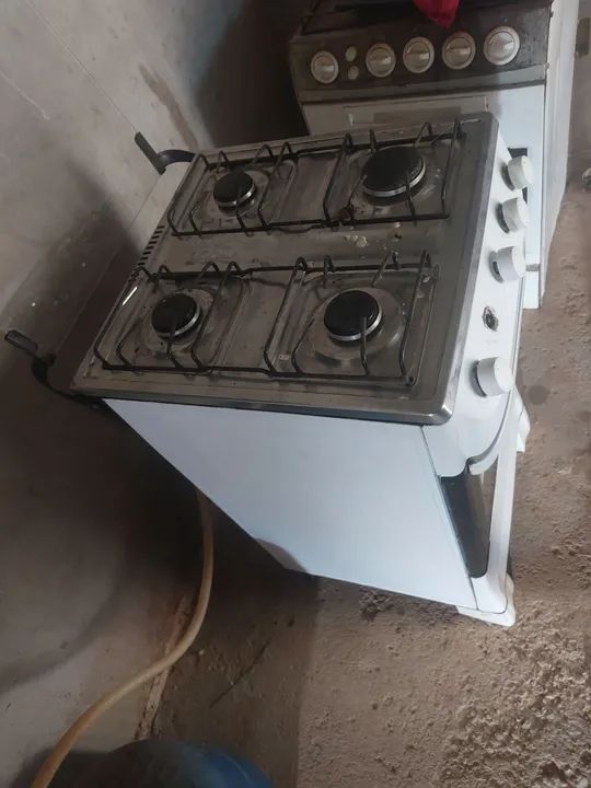 Fogão bom todo ok não entrego  - Foto 5