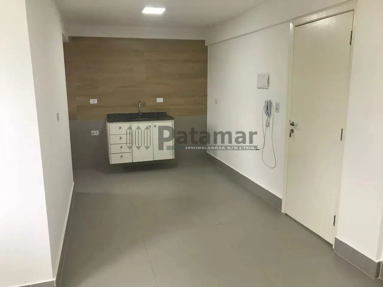Studio próximo a estação São Paulo Morumbi