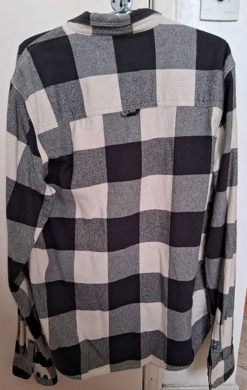 Camisa Flanela européia Cropp surf skate - Foto 2