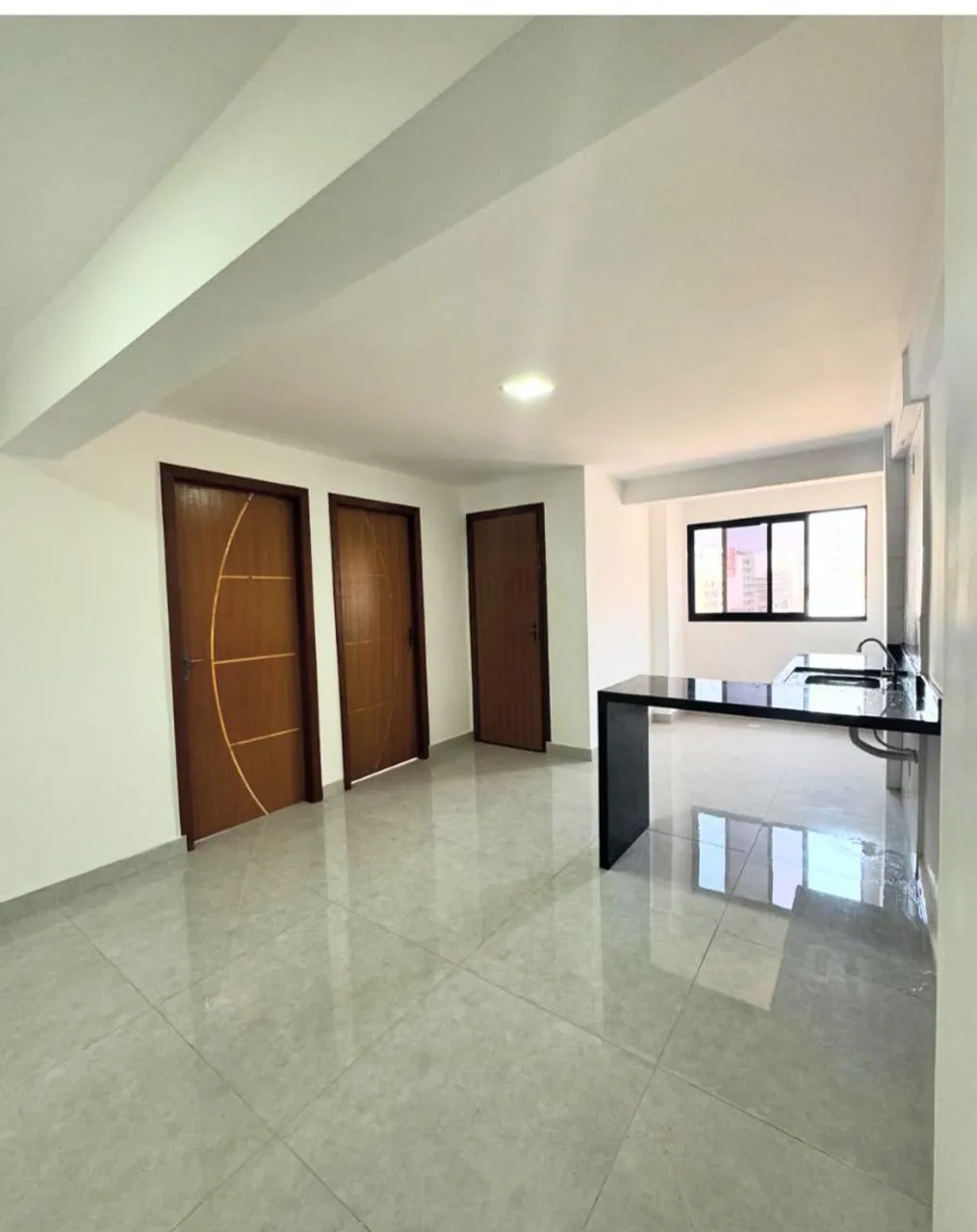 ALUGO APARTAMENTO NO EDIFICIO PÉROLA