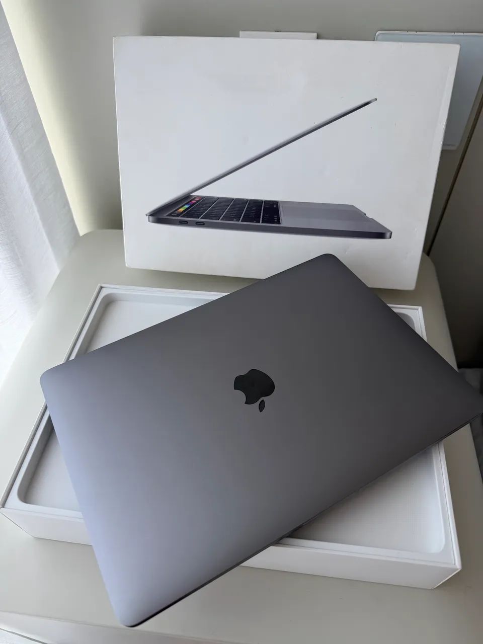 MacBook Pro 2019 Touch Bar - Notebooks - Sul (Águas Claras