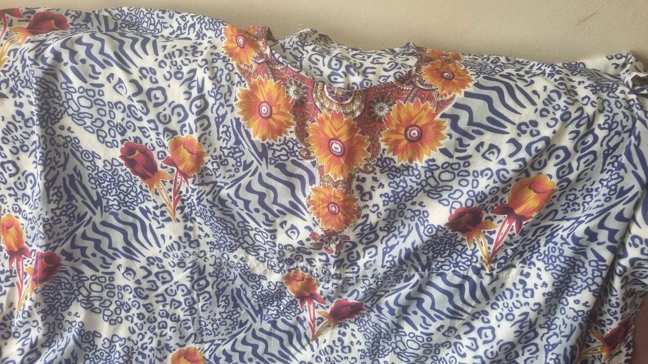 Kaftan indiana estampada floral T único  - Foto 4