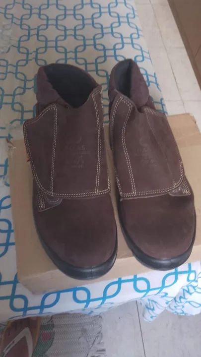 VENDO BOTINAS DE SEGURANÇA DE ALTÍSSIMA QUALIDADE - EPI - Foto 6