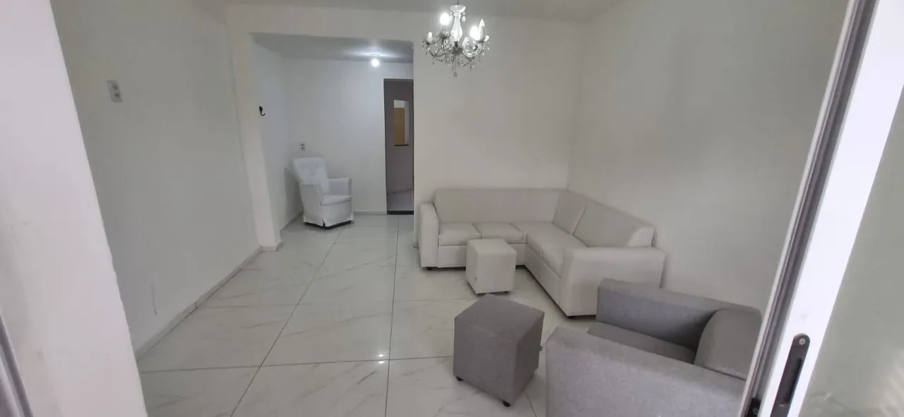 Alugo Casa no condomínio Flor da Serra no Jardim Petrópolis