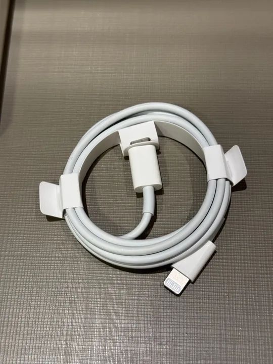 Cabo USB-C - Lightning para iPhone Original - Foto 3