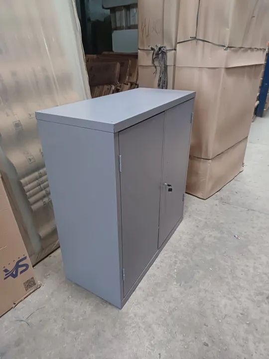 Armário de aço com 2 portas de abrir com chaves.( só novos ) - Foto 5