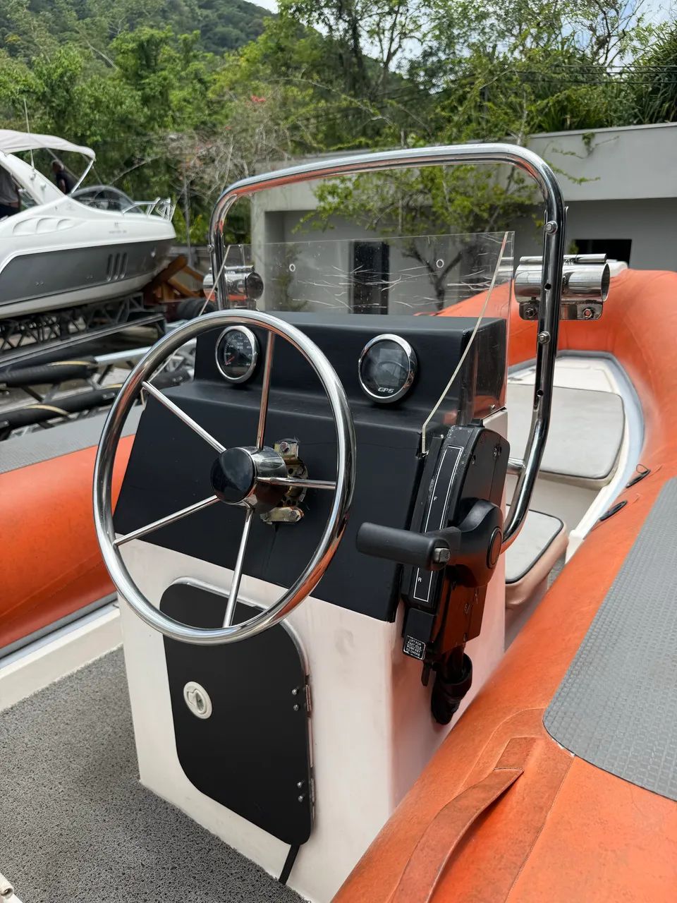 Bote inflável Zefir 4.2m, motor Mercury 60hp - Foto 5