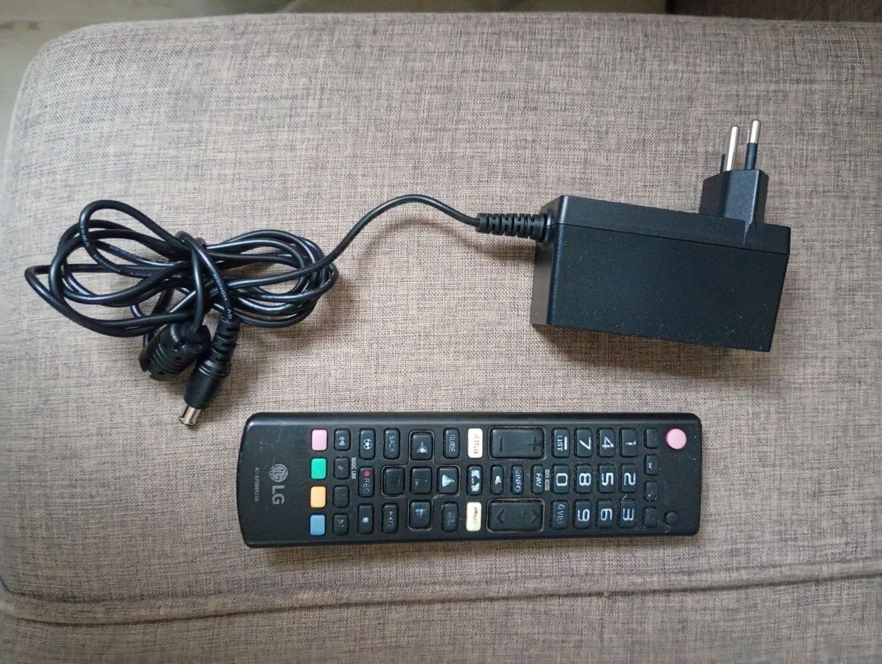 TV LG 28 polegadas  - Foto 4