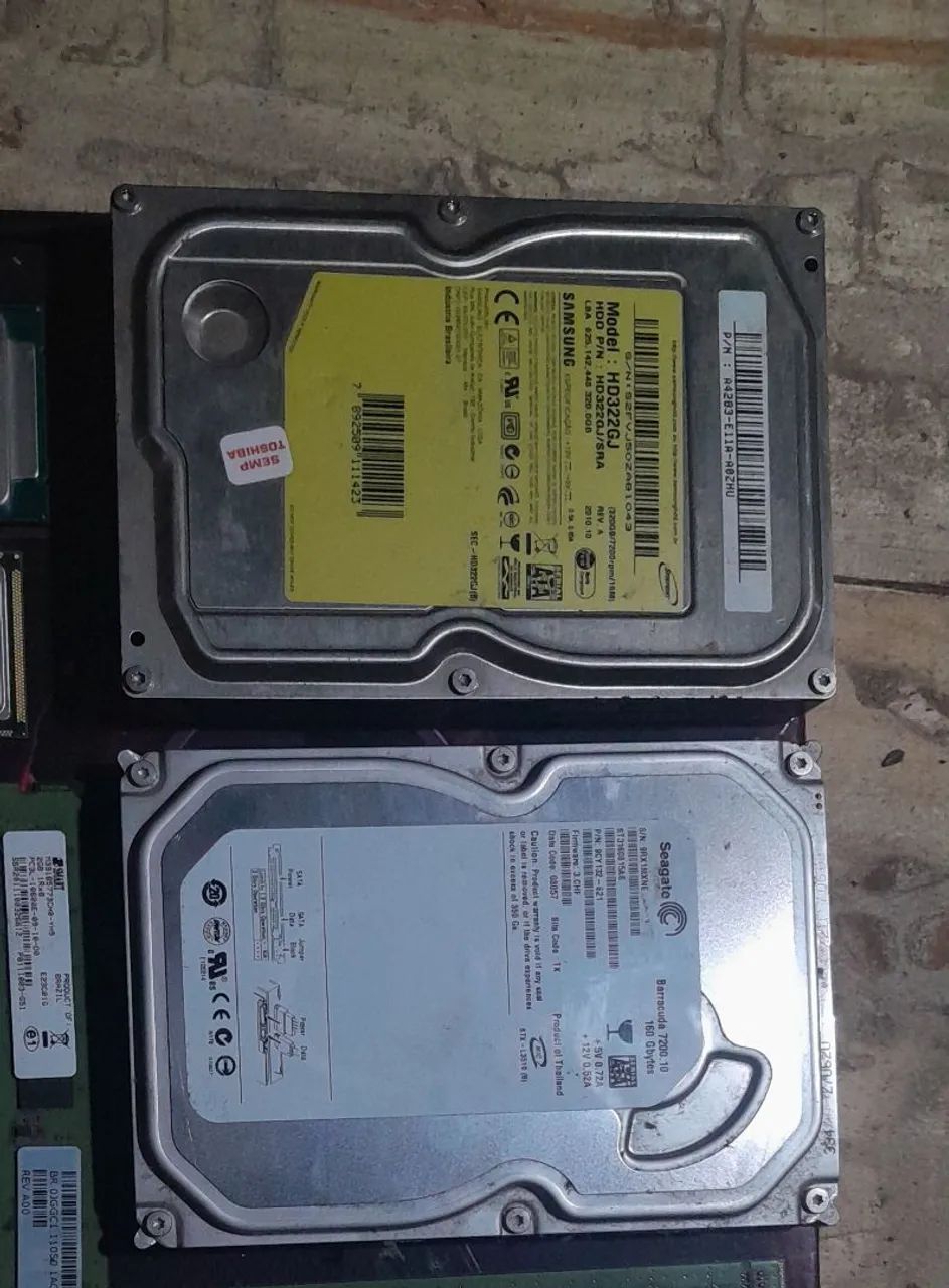 02 HDs samsung e seagate
