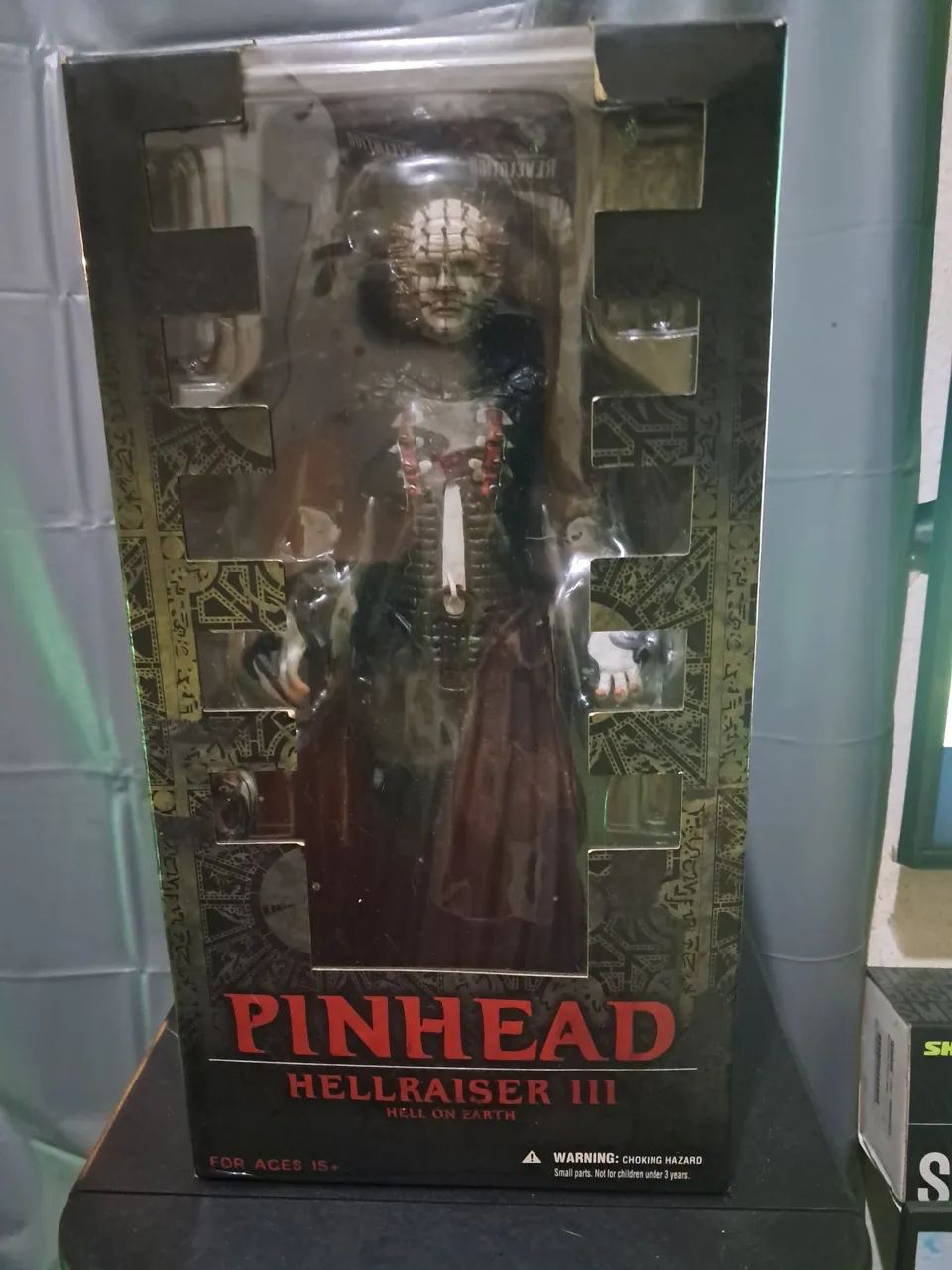 Pinhead Hellraiser da Mezco