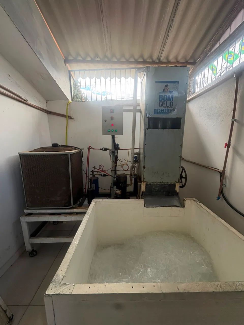 Máquina de gelo Escama 1Tonelada - Foto 2