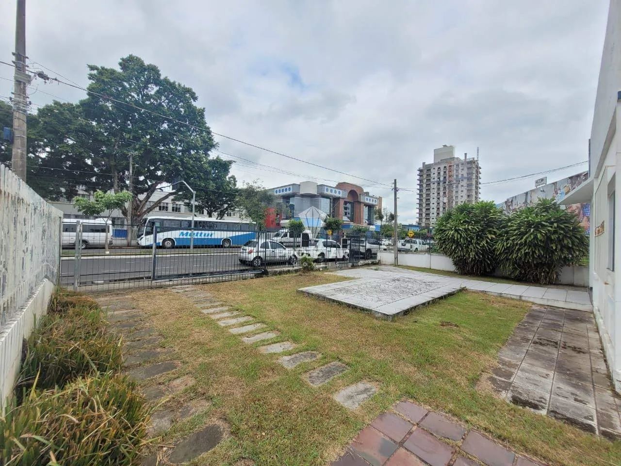 Casa Comercial Disponível Para Locação No Centro De Araranguá! - Foto 4