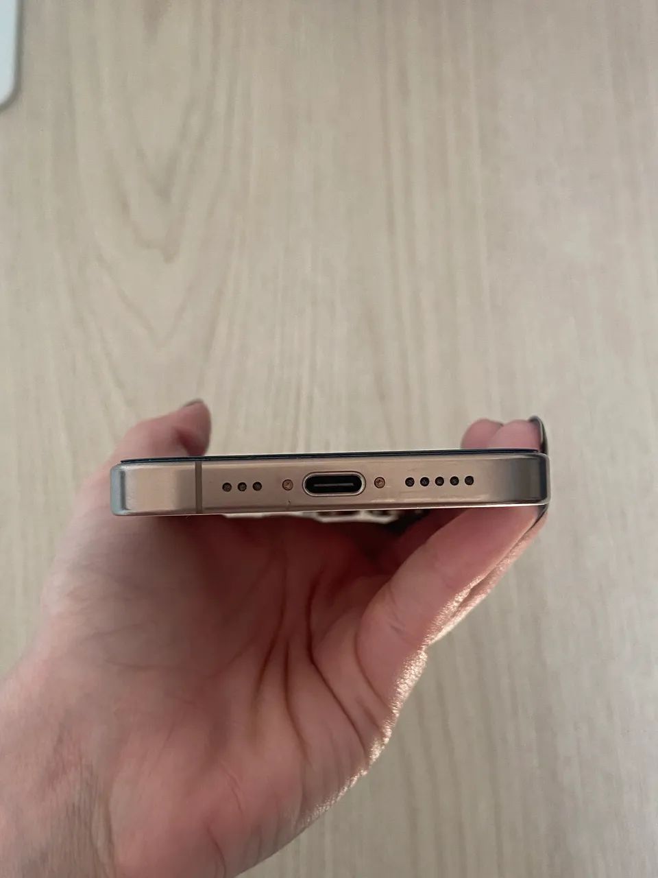 IPhone 16 Pro - Foto 2