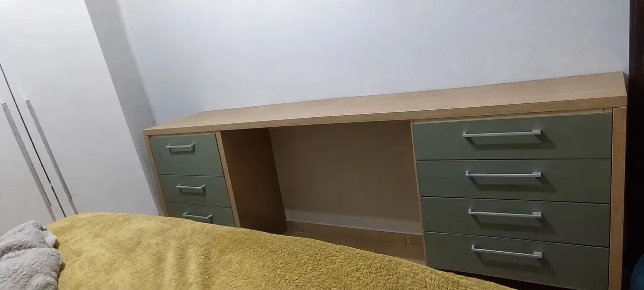 Mesa/Escrivaninha 3 metros com 7 gavetas - MDF