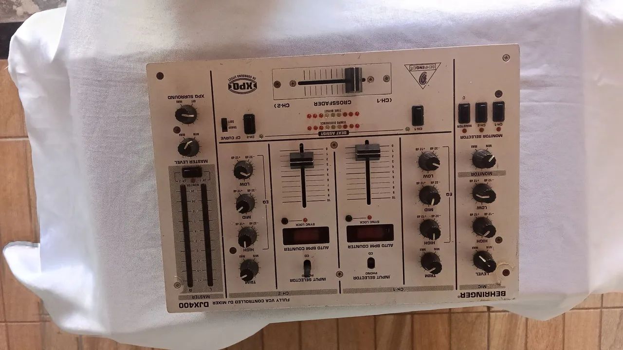 Behringer PRO MIXER DJX400 - Foto 3