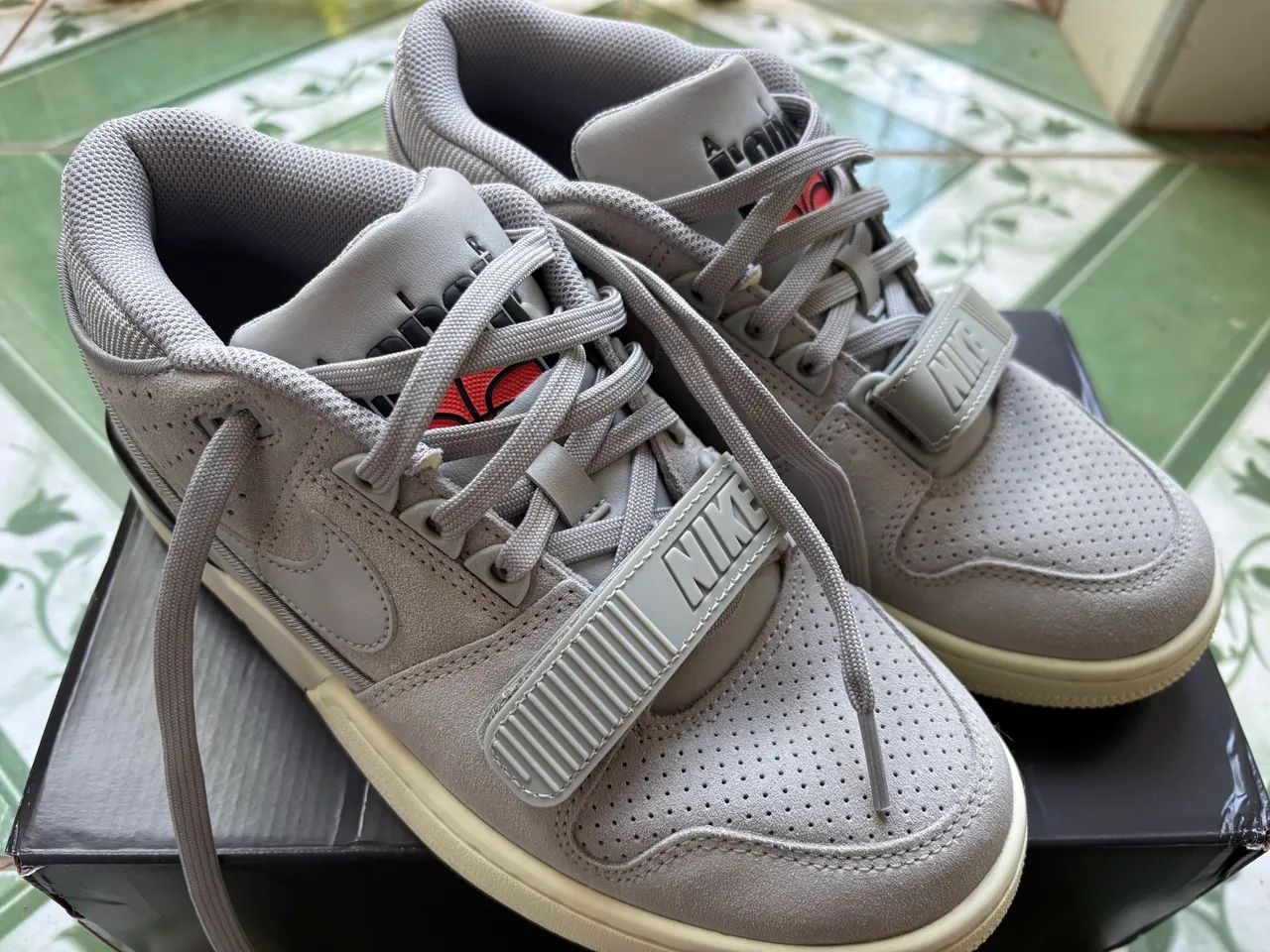 Tênis Nike Air force Alpha 88