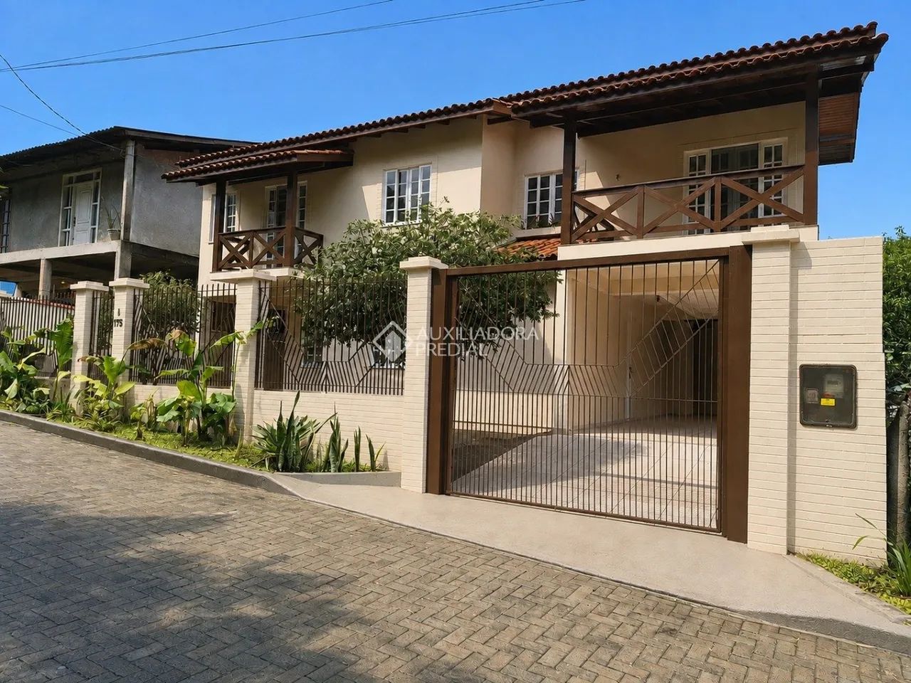 Casa com 4 Quartos, Suíte com Hidromassagem e a 200m do Mar - Foto 2