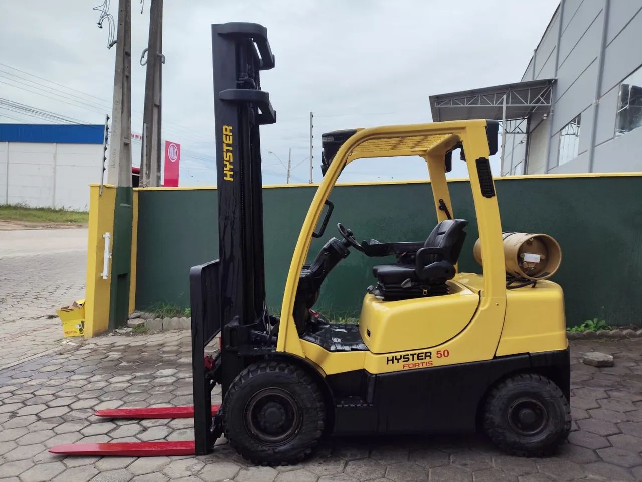 Empilhadeira Hyster  - Foto 2
