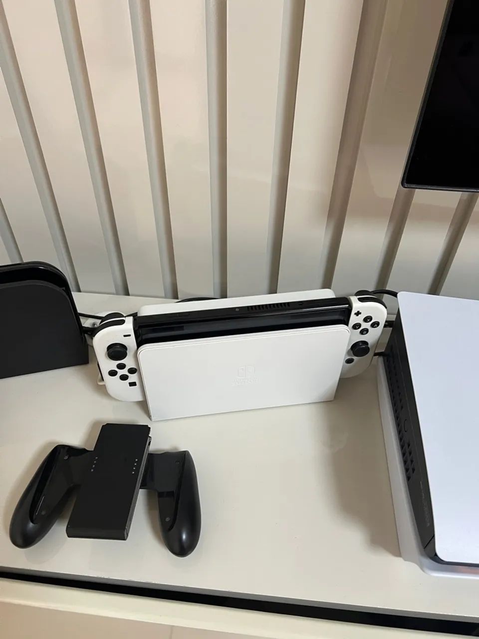 Nintendo switch oled 64gb 