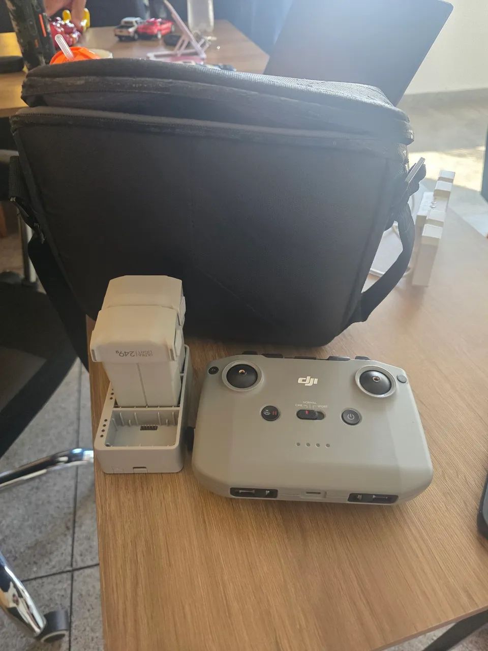 Controle e 2 baterias Dji mini 3