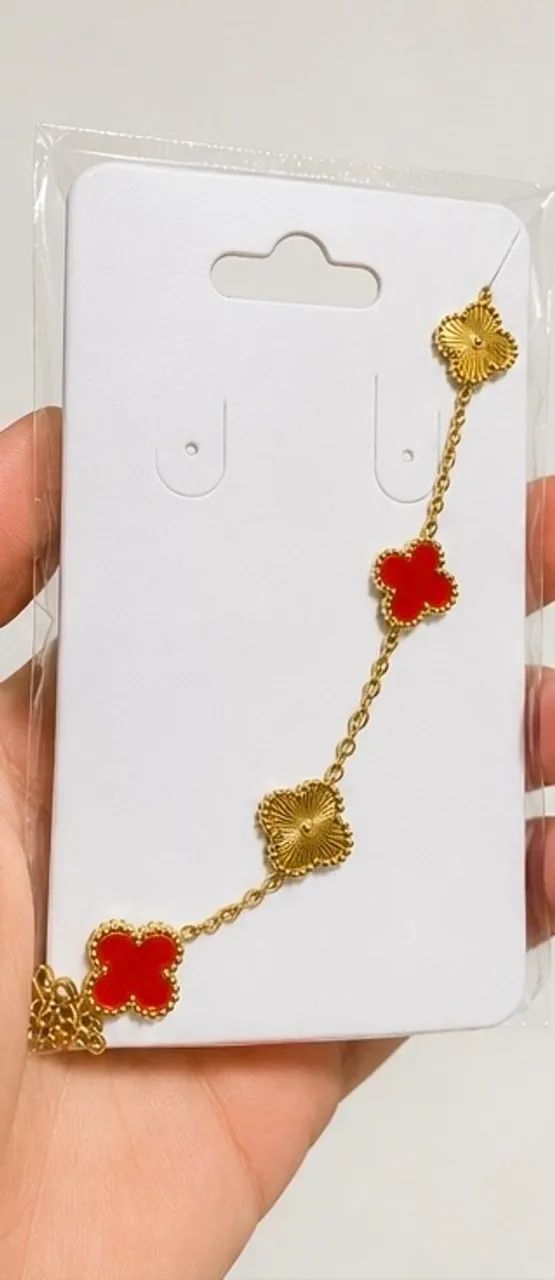 Pulseira de semi joia trevo da melhor qualidade  - Foto 3