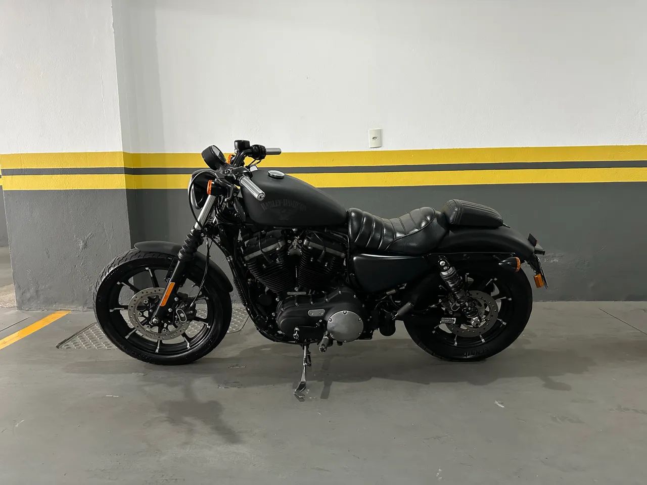 HARLEY DAVIDSON 883 IRON - Foto 3