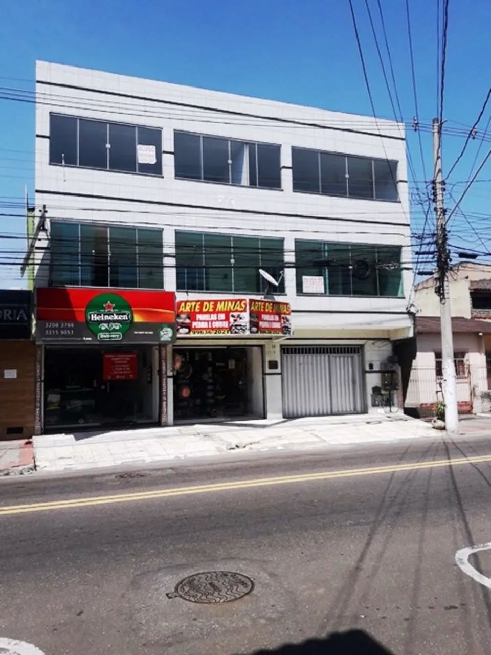 Vendo prédio residencial/comercial, com 276m²