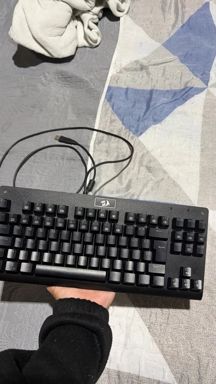 Teclado redragon dark avenger