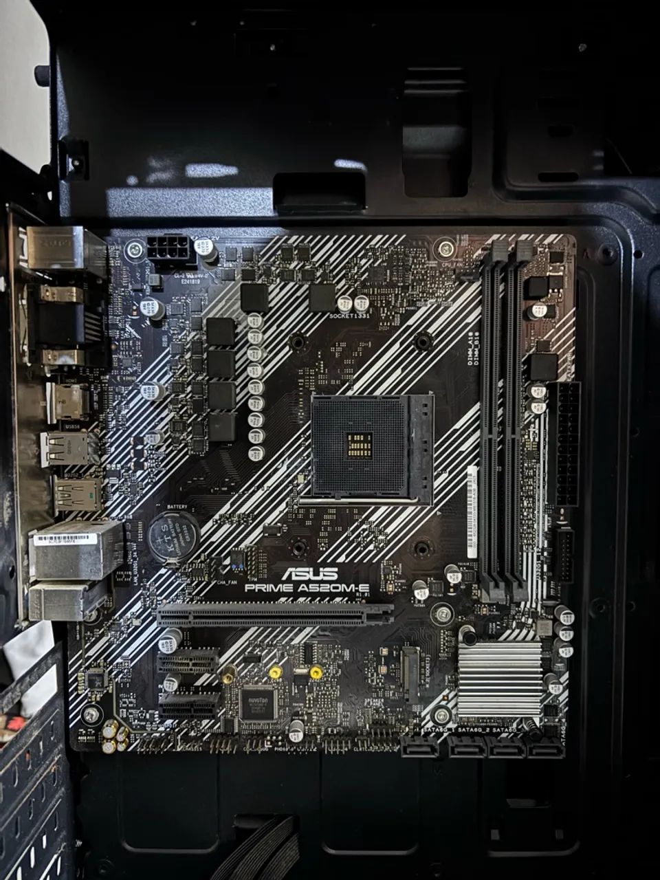 ASUS Prime A520M-E