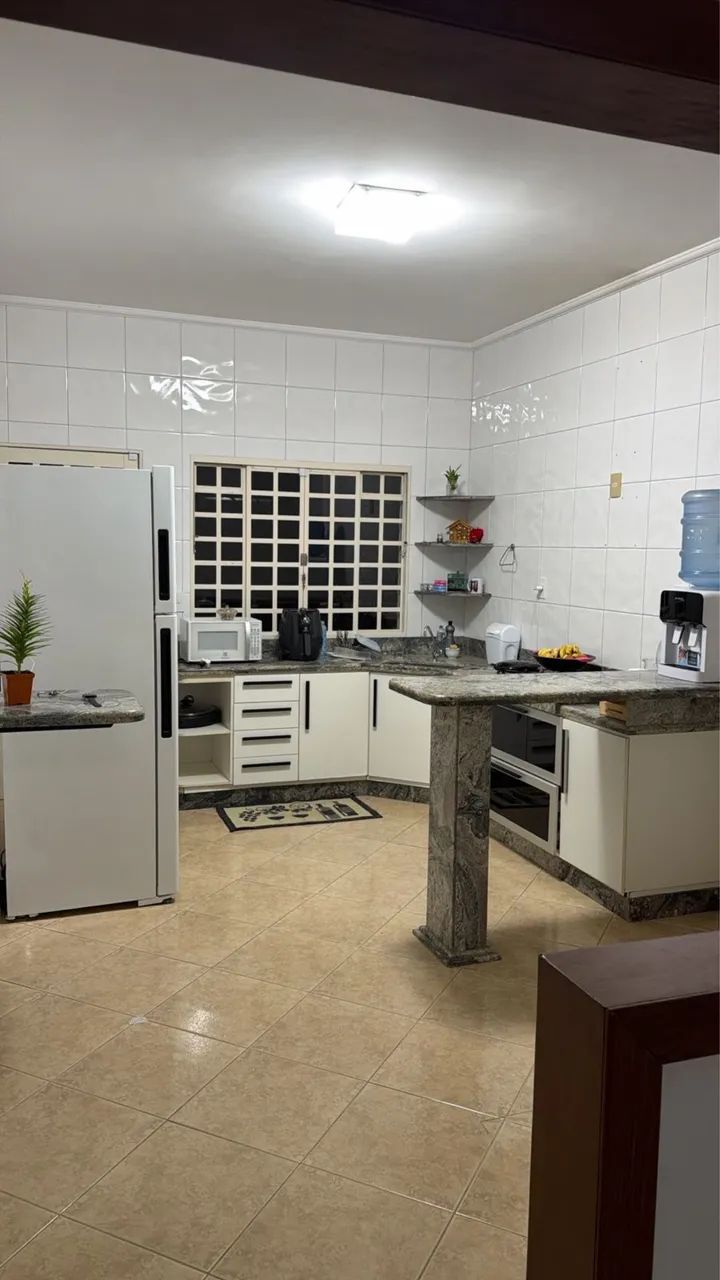 Vendo casa e excelente localização 