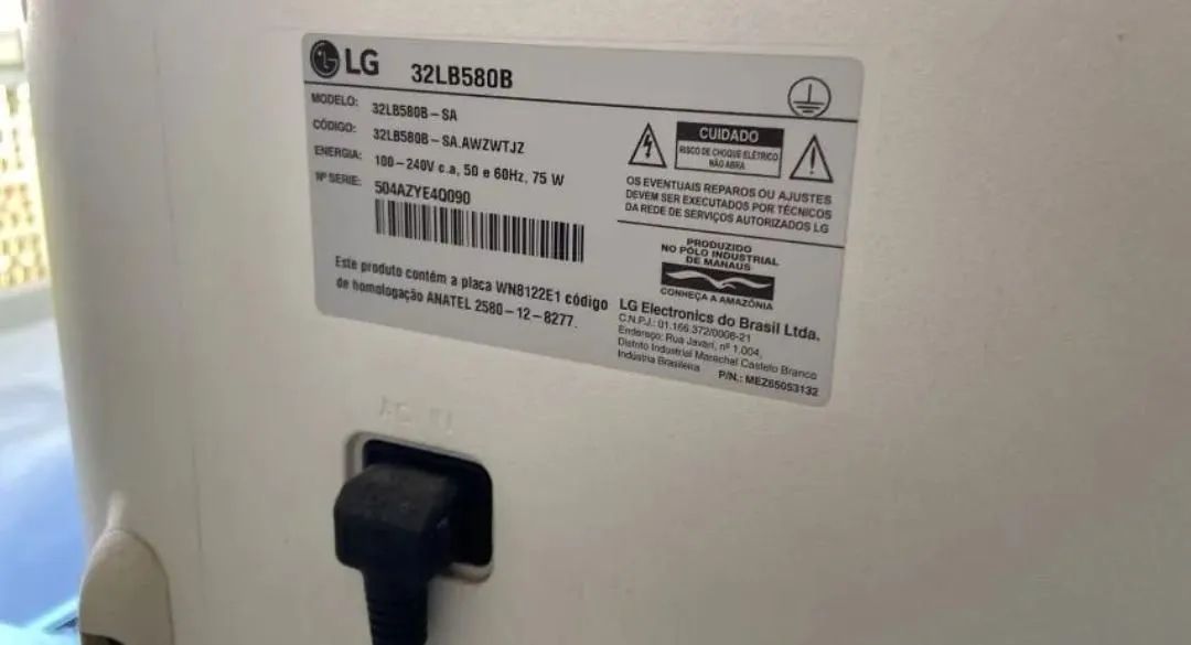 VENDO ESSA TV DE LED 32 POLEGADAS FUNCIONANDO TUDO PERFEITAMENTE  - Foto 5