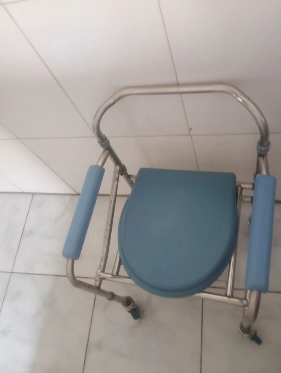 Cadeira para banho.