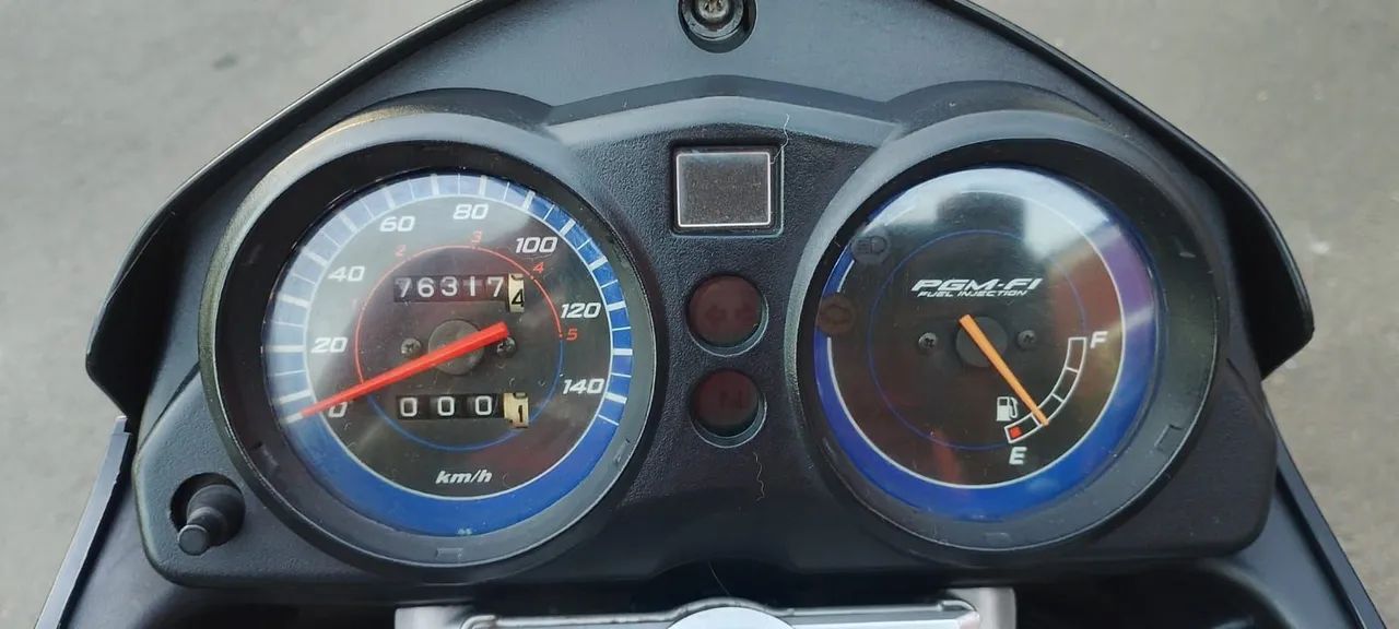 Vendo Titan KS 2009  - Foto 3