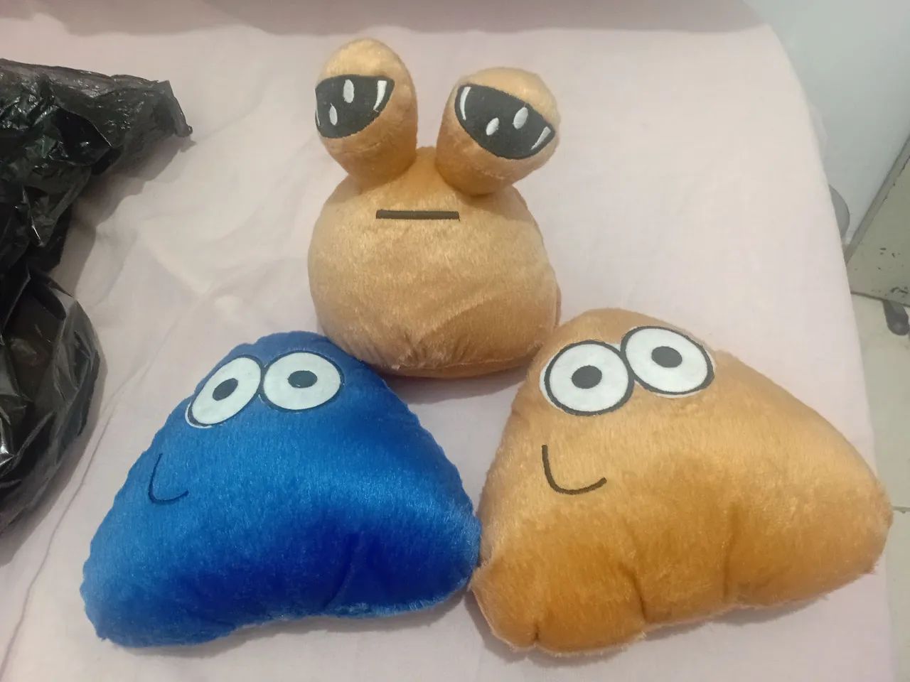 3 Pelúcias do Pou - Foto 2