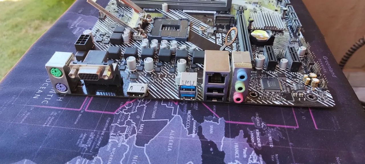 ASUS PRIME H410M-E - Foto 3